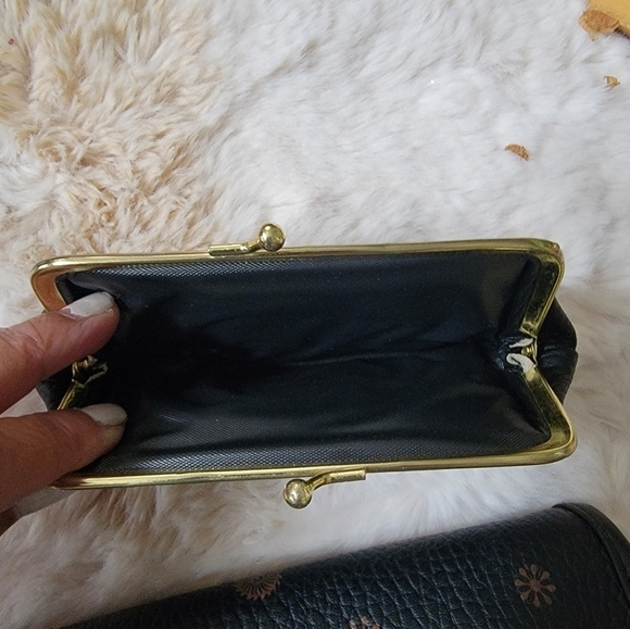 Classic wallet ( unlnown brand) - Picture 3 of 5